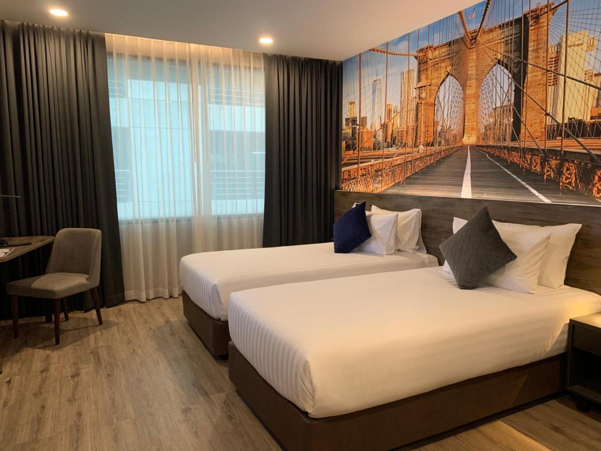 Manhattan Hotel בנגקוק מראה חיצוני תמונה
